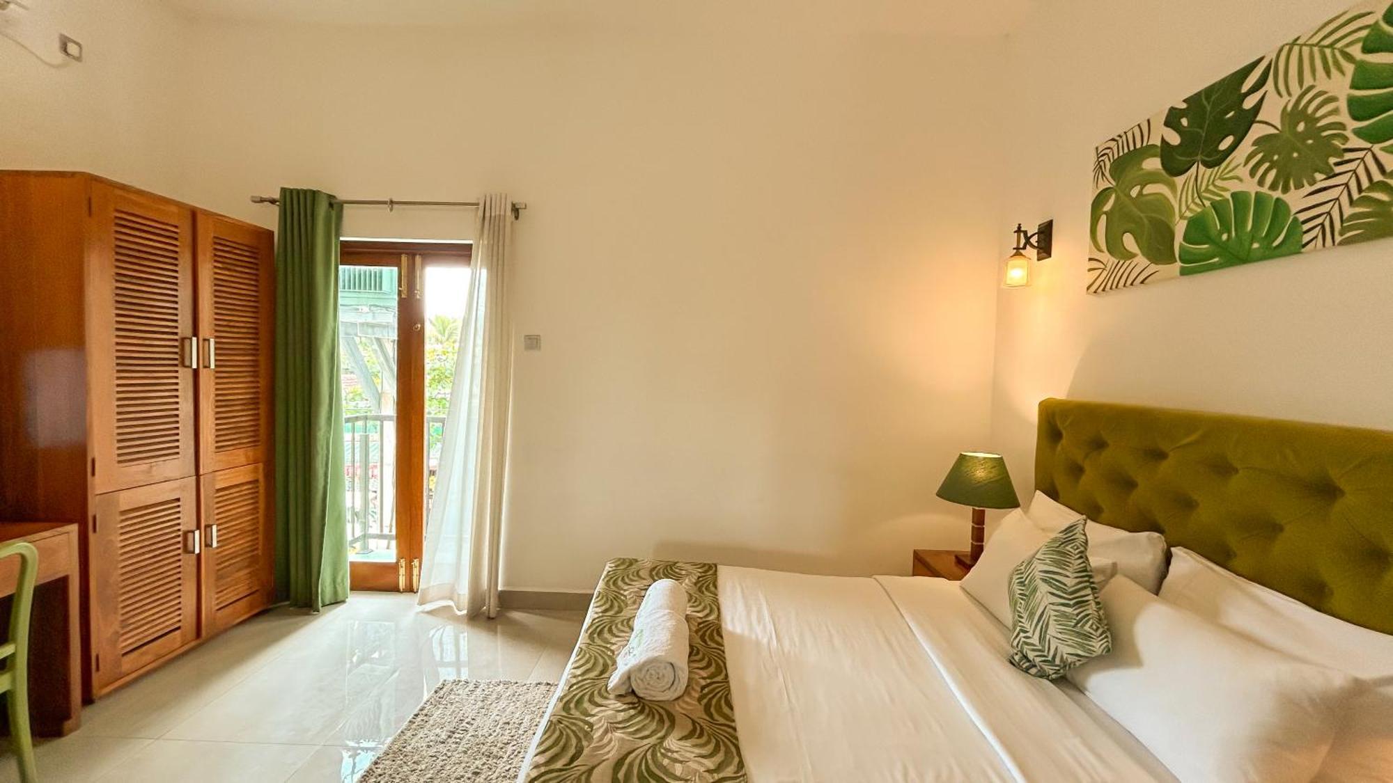 J Leaf Hotel By Blue Bird Negombo Dış mekan fotoğraf